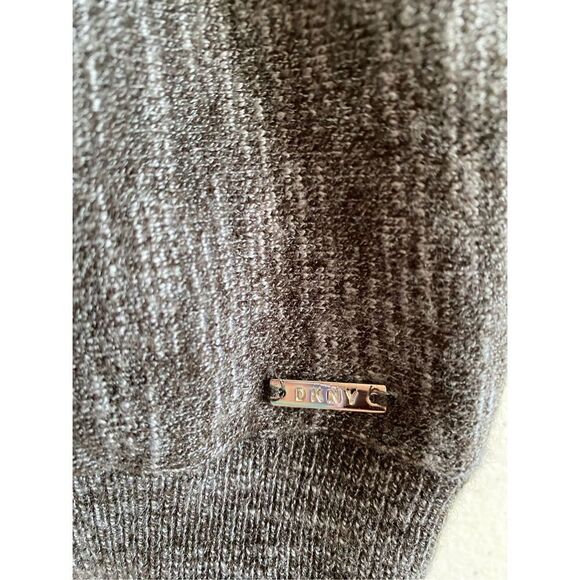 NWT DKNY black and gray marbled square shaped top size XL - Picture 4 of 5